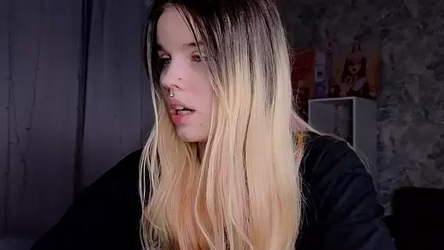 Checkout girls naked models with similar nickname. Cute sexy Free Models.
