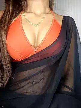 Haniaa_love from StripChat is Freechat