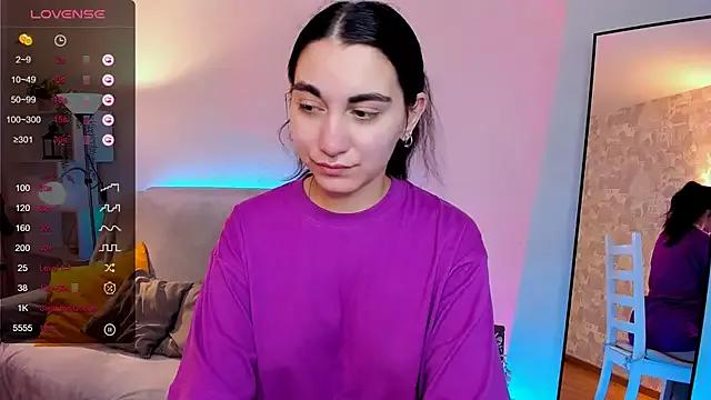 Hannacheekss_ from StripChat