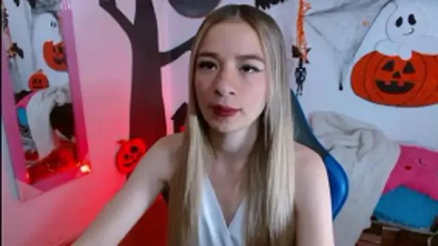 Hannah_026 from StripChat