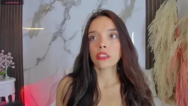 hannahill69 from StripChat is Freechat