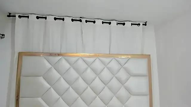 HannaLanee from StripChat is Freechat