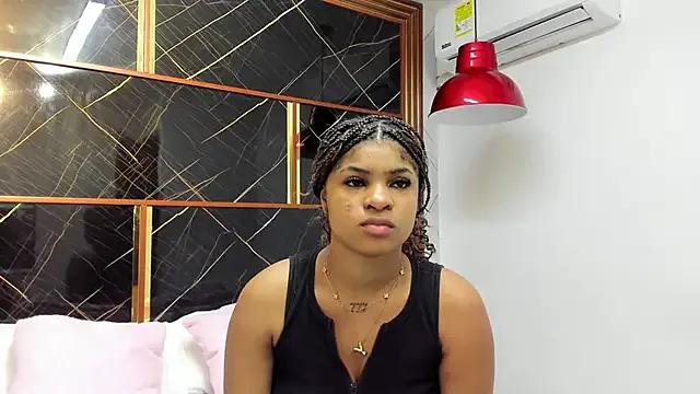 HannyThompson from StripChat is Freechat