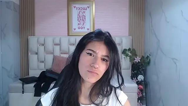 helena1_s from StripChat is Freechat