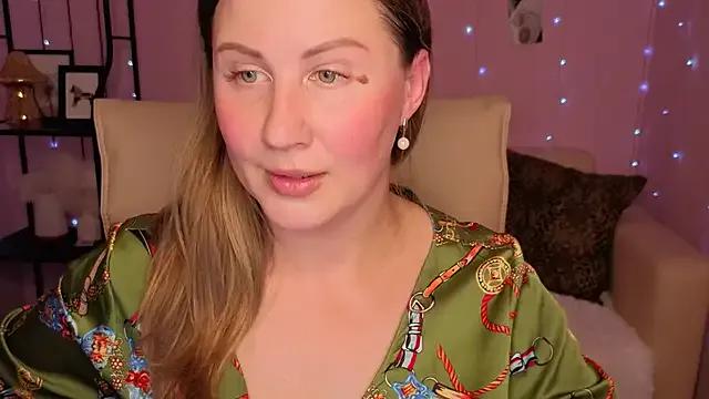 Helens_love from StripChat