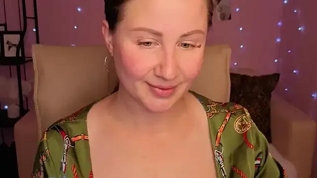 Helens_love from StripChat