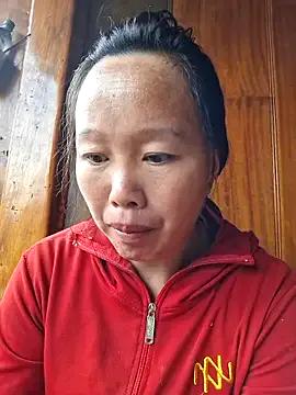 Helenzz from StripChat