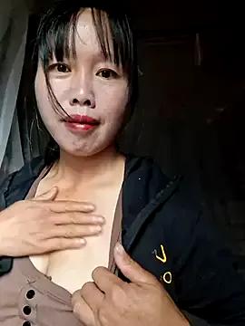 Helenzz from StripChat