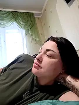 Hilly_Bernie from StripChat is Freechat