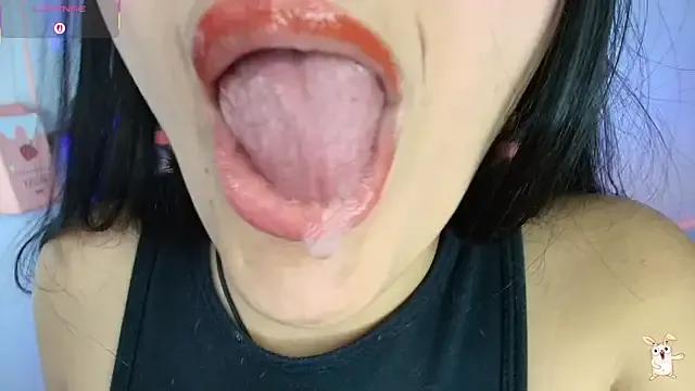 Hinata_21_ from StripChat is Freechat