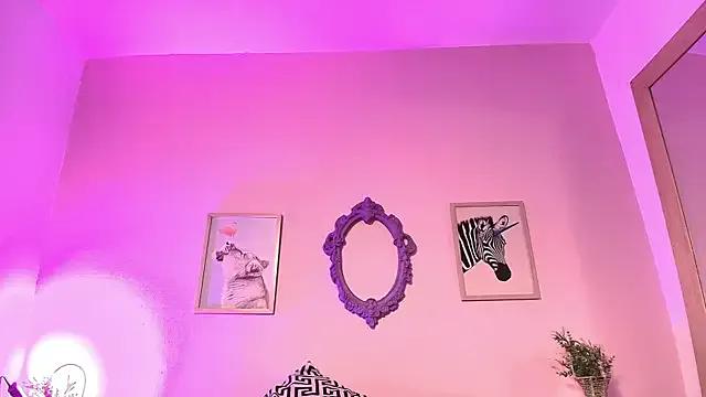 HiromiChan_ from StripChat is Freechat