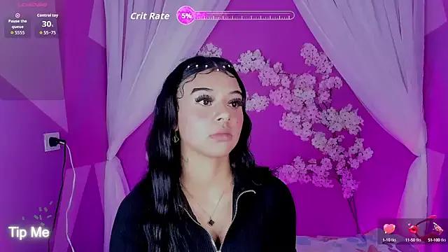 Holly_Bms from StripChat