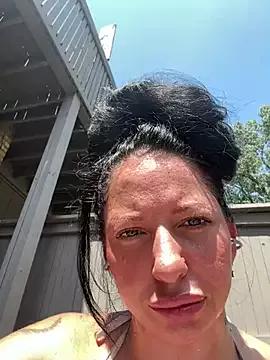 Hollyhudson123 from StripChat