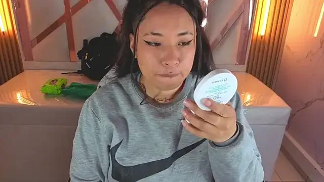 hollypeyton1_tp from StripChat is Freechat