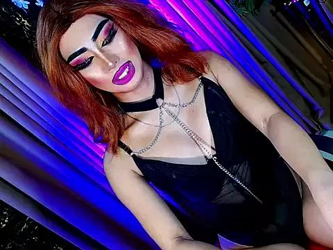 HOLLYWOOD_QUEEN_88 from StripChat