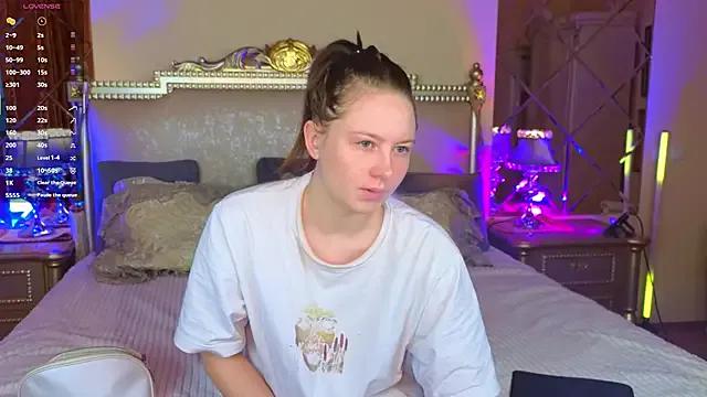 HolyBabyDoll from StripChat is Freechat