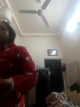 Hot-Sana2 from StripChat is Freechat