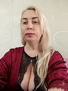 HotJanet from StripChat is Freechat