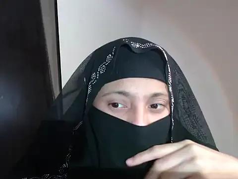 Hottie_hania from StripChat is Freechat