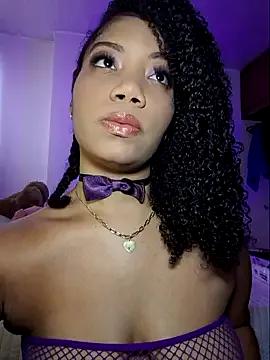 hottielatina from StripChat is Freechat