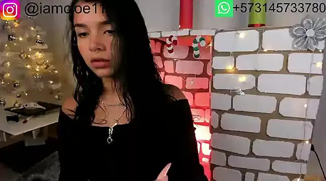 iamcloe_11 from StripChat is Freechat