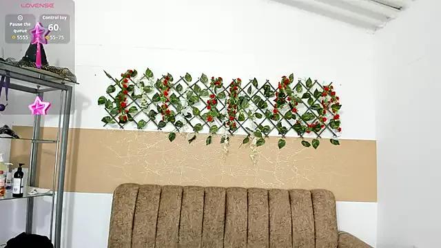 iisabella09 from StripChat is Freechat