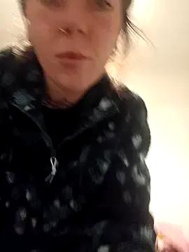 ilovefatcocksss from StripChat is Freechat