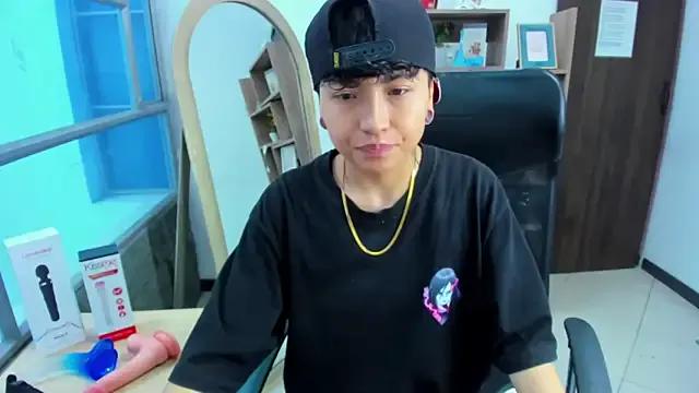 Im_Mathias from StripChat is Freechat