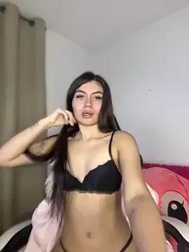 Im_Naatasha from StripChat is Freechat