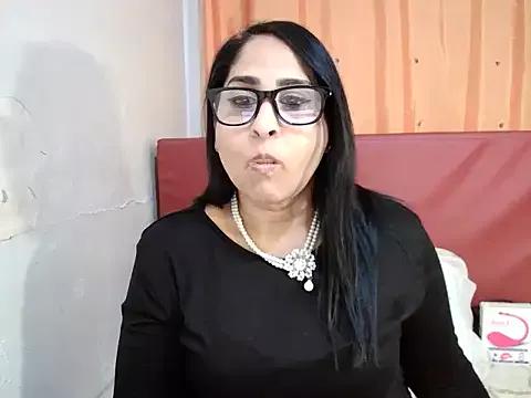 Indiankushy from StripChat