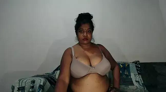 Indianmayaxoxo from StripChat is Freechat