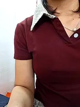irina_hana from StripChat is Freechat