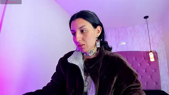 Iris__77 from StripChat is Freechat