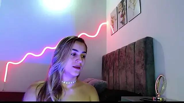 iris_luna_ from StripChat is Freechat