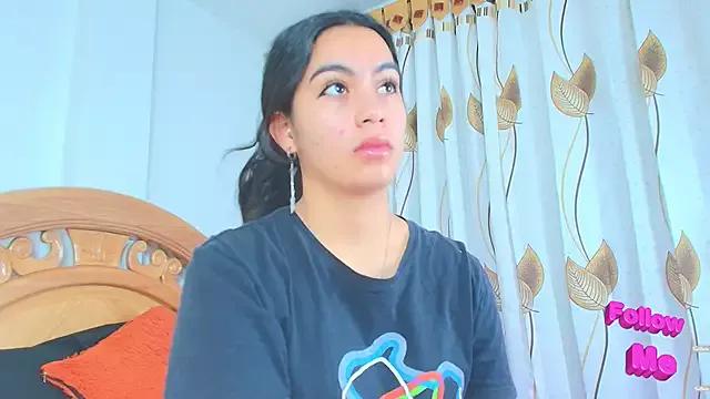 iris_mandarine from StripChat