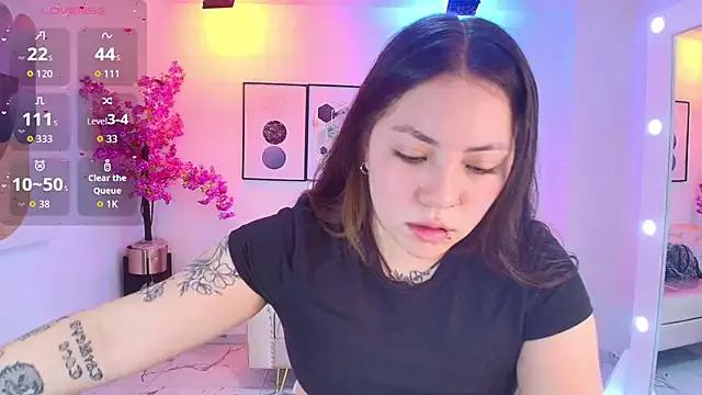 Isa_reel from StripChat is Freechat