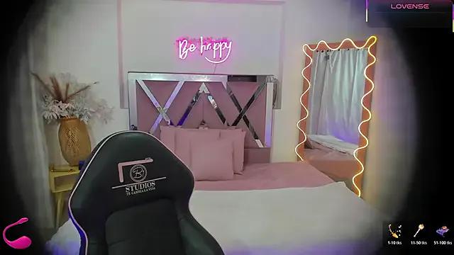 ISABELA_TAY from StripChat is Freechat