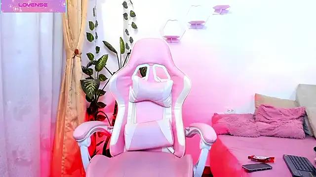 Isabella7__ from StripChat is Freechat