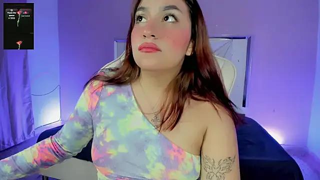 Isabella_saenzz_ from StripChat is Freechat