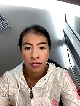 IssabellaLopez from StripChat