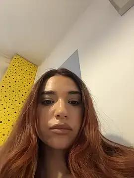 ItalianGirl from StripChat is Freechat