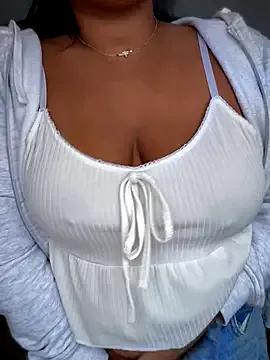 ItsmeDannax from StripChat is Freechat