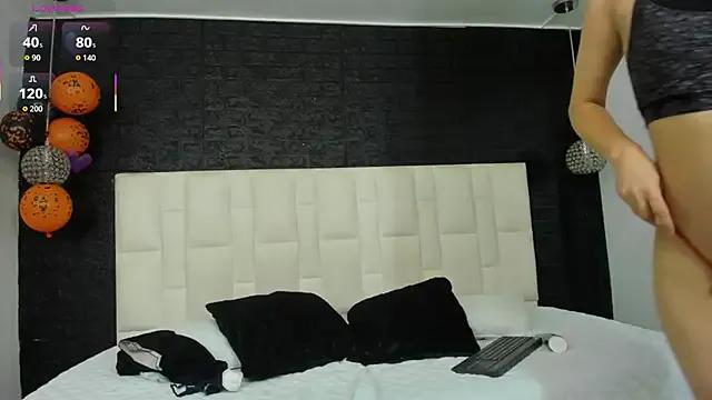 Ivanna-Fox from StripChat is Freechat