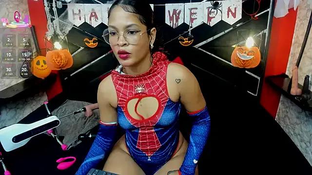 IVISBOUNCYASS from StripChat is Freechat