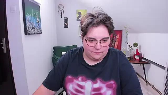 IvyRhodes from StripChat is Freechat