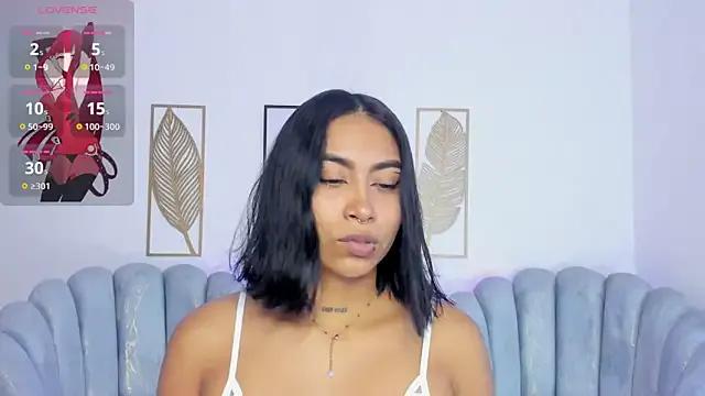 Ivyy_Moon_ from StripChat