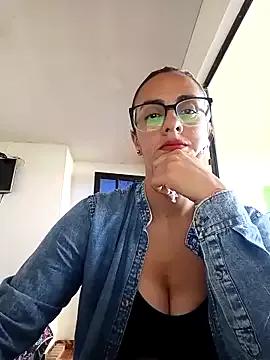 Jade_1-9 from StripChat is Freechat