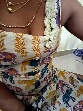jasminetaml from StripChat is Freechat