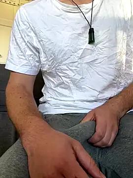 Jasonsnzuk from StripChat is Freechat