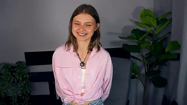 Checkout girls naked models with similar nickname. Cute sexy Free Models.